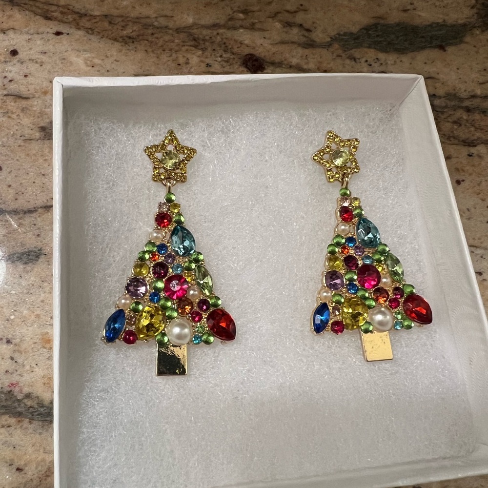 Sugarfix by Baublebar Festive Snowman & Christmas Tree earrings Set - Picture 7 of 10
